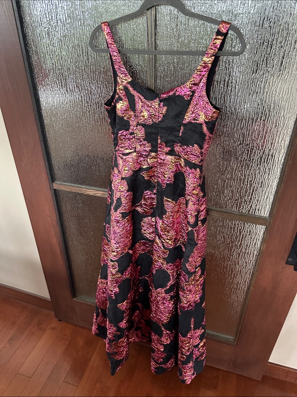 Dress The Population Vienna Full Skirt Gown
Sleeveless Black Maxi size Large - Picture 15 of 16